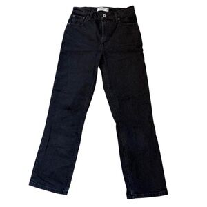 Abercrombie Ultra High Rise 90s Straight Jean SATURATED BLACK 25 X-SHORT